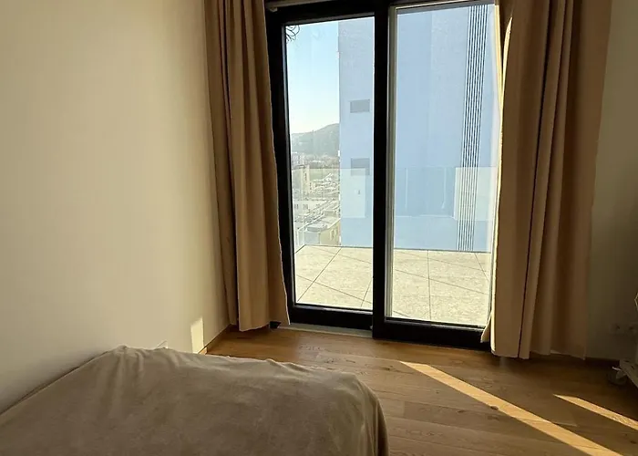 Apartment Luxury 3-room With Swimming Pool - Modrany Prague