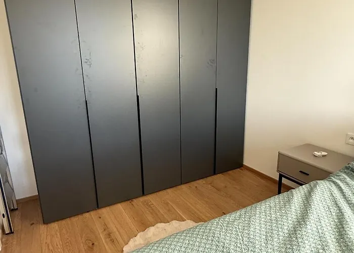 Luxury 3-room With Swimming Pool - Modrany