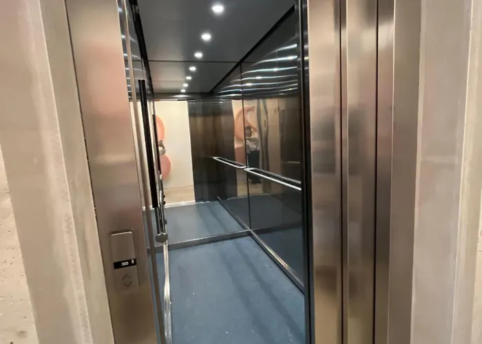 Luxury 3-room With Swimming Pool - Modrany Prague