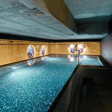 Luxury 3-room With Swimming Pool - Modrany * Praga